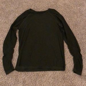 Long sleeve spandex workout shirt